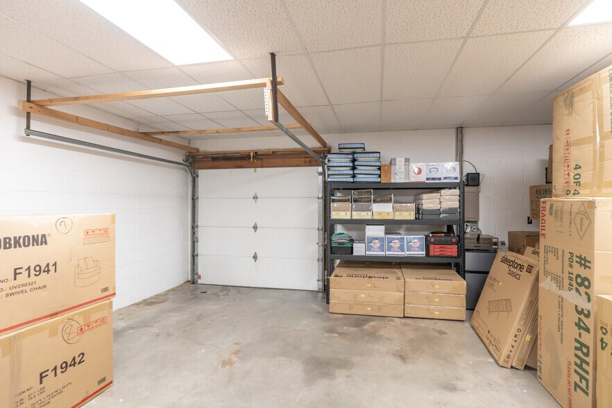 More Photos Of 216 E Main St, Mandan Office For Lease