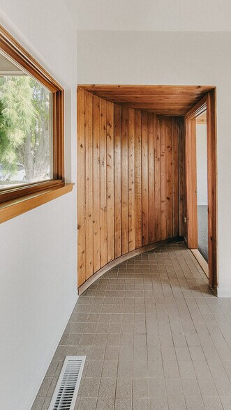 More Photos Of 5945 Sawmill Rd, Dublin Medical For Lease