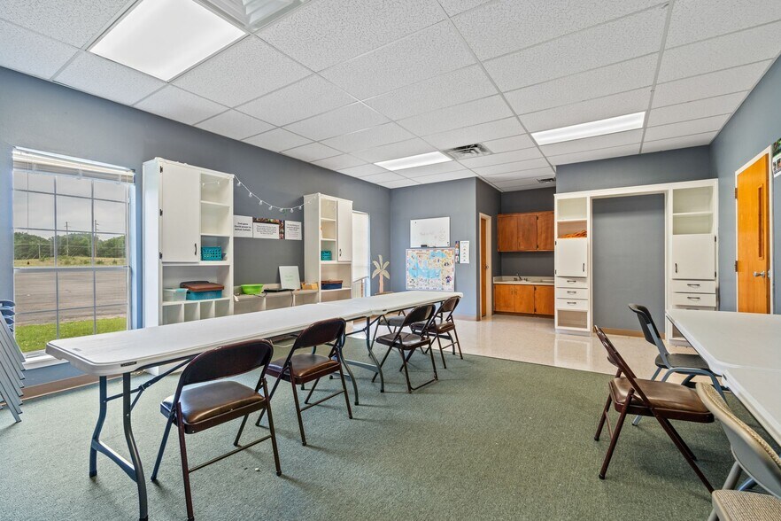 More Photos Of 1101 N Wheeler Ave, Sallisaw Religious Facility For Sale