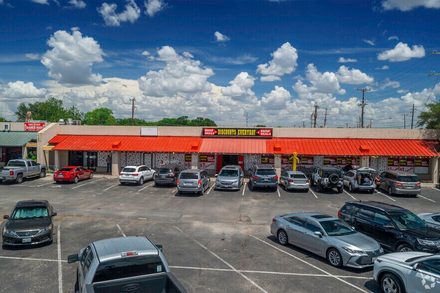 More Photos Of 8721-8739 Grissom Rd, San Antonio Freestanding For Sale