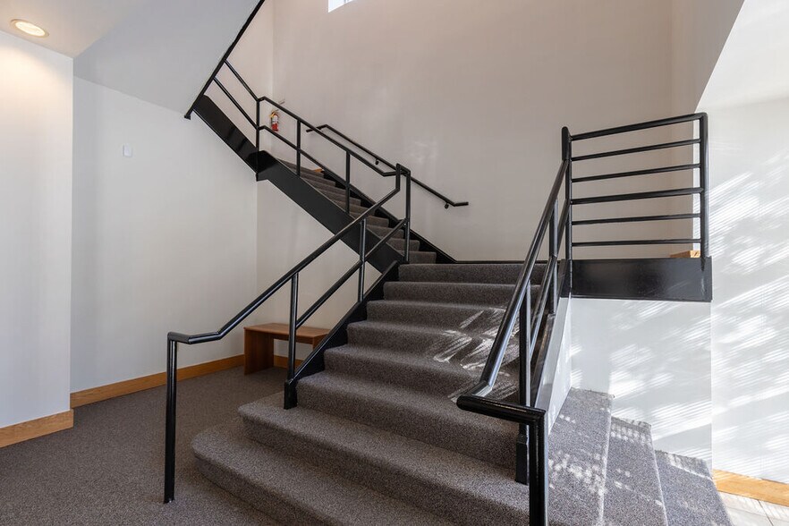 More Photos Of 222-224 S Dawson St, Raleigh Office For Lease