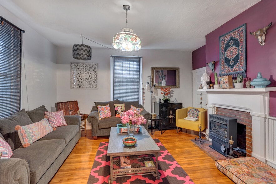 More Photos Of 834 Monticello Rd, Charlottesville Storefront Retail Residential For Sale