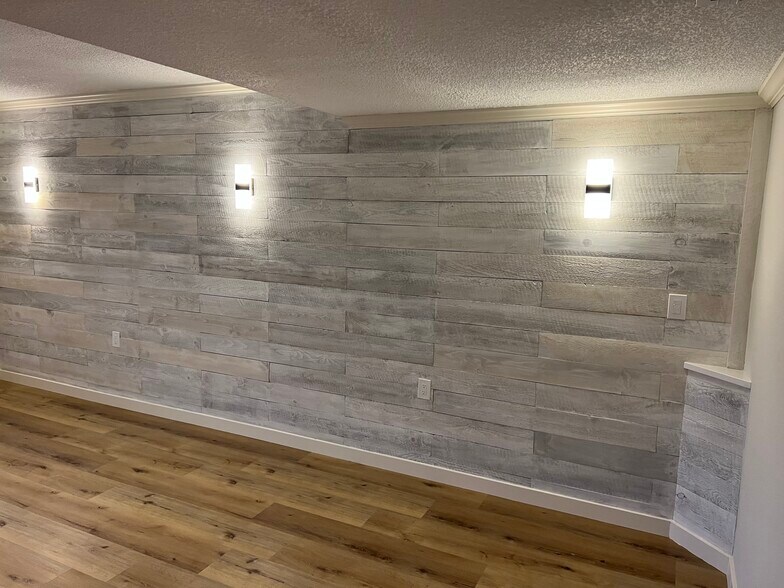 More Photos Of 3700 BENEVA Rd, Sarasota Apartments For Sale