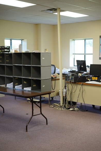 More Photos Of 29 Menzie Bottoms Rd, Butler Warehouse For Sale