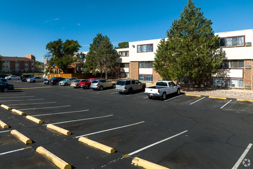 More Photos Of 2025 Jerry Murphy Rd, Pueblo Apartments For Sale