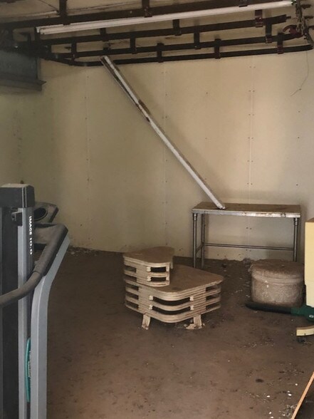 More Photos Of 406 Wilbarger St, Vernon Specialty For Sale