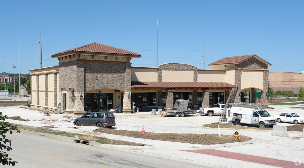 More Photos Of 121st & Metcalf Ave, Overland Park Unknown For Lease