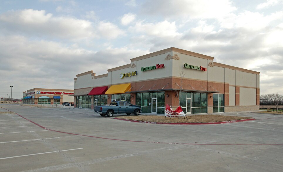 More Photos Of 3300 Grapevine Mills Pky, Grapevine Storefront For Lease