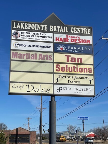 More Photos Of 715 Lakepointe Centre Dr, O'Fallon Storefront Retail Office For Sale