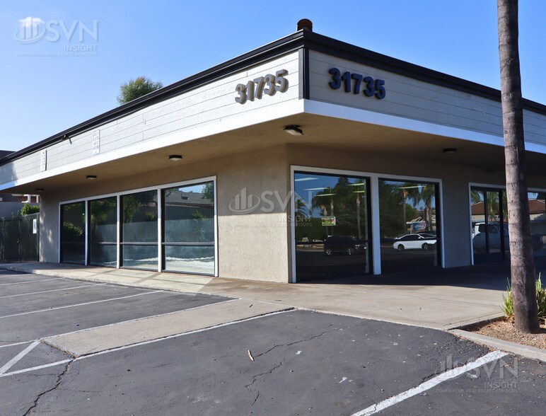 More Photos Of 31733-31739 Riverside Dr, Lake Elsinore Unknown For Lease