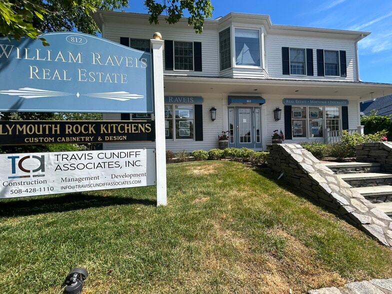 More Photos Of 812 Main St, Osterville Office Residential For Lease