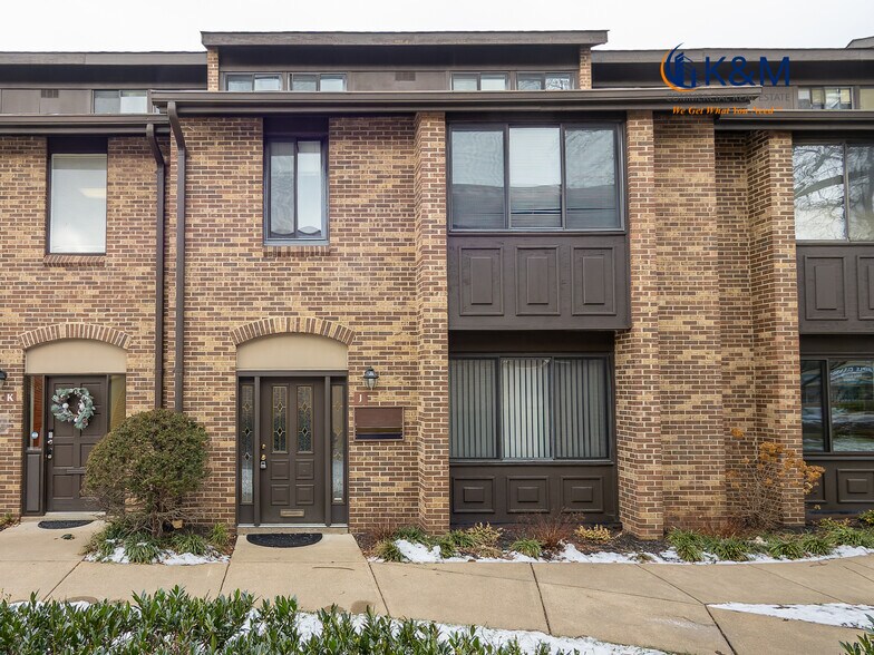 More Photos Of 311 Maple Ave W, Vienna Medical For Lease