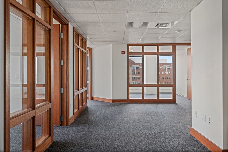 More Photos Of 1 City Center, Portland Office For Lease