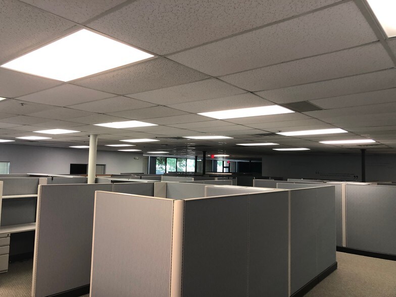 More Photos Of 3175 Northwoods Pky, Norcross Light Distribution For Lease