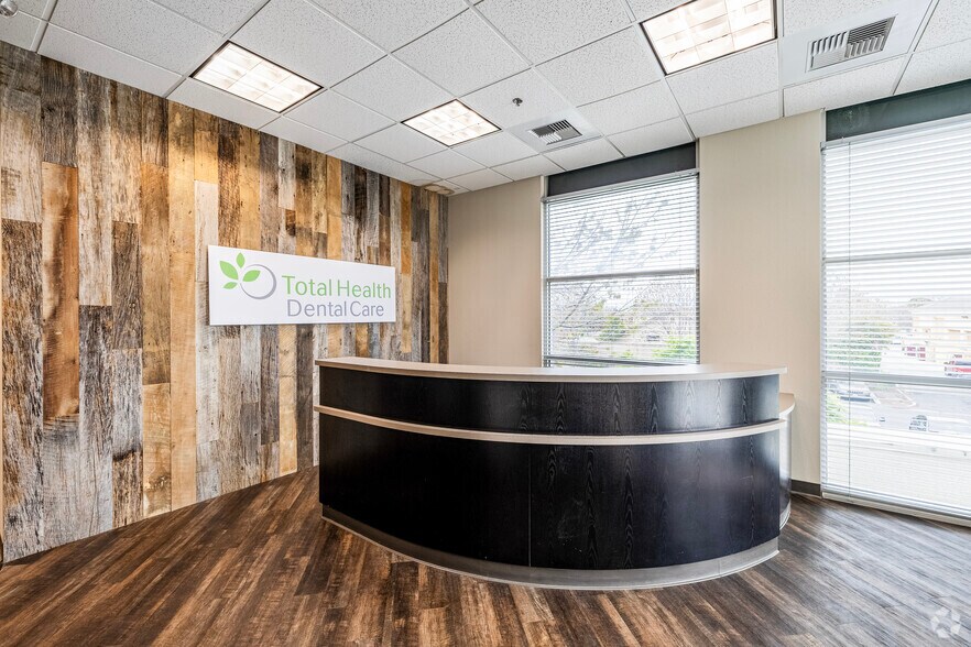 More Photos Of 2316 Orchard Pky, Tracy Medical For Lease