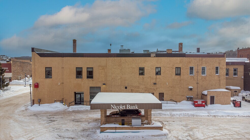 More Photos Of 100-106 S Main st, Ishpeming Flex For Sale