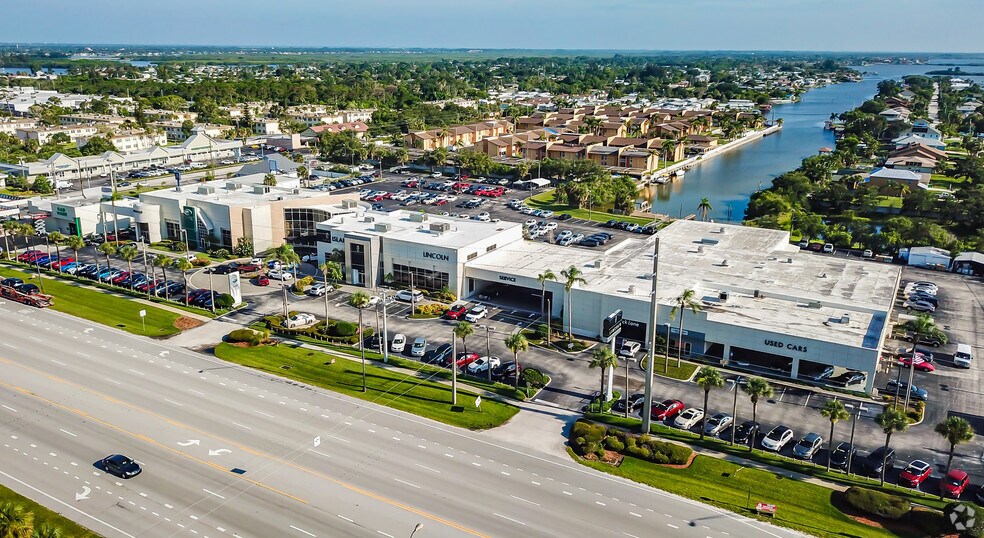 More Photos Of 1800-1850 E Merritt Island Cswy, Merritt Island Auto Dealership For Sale