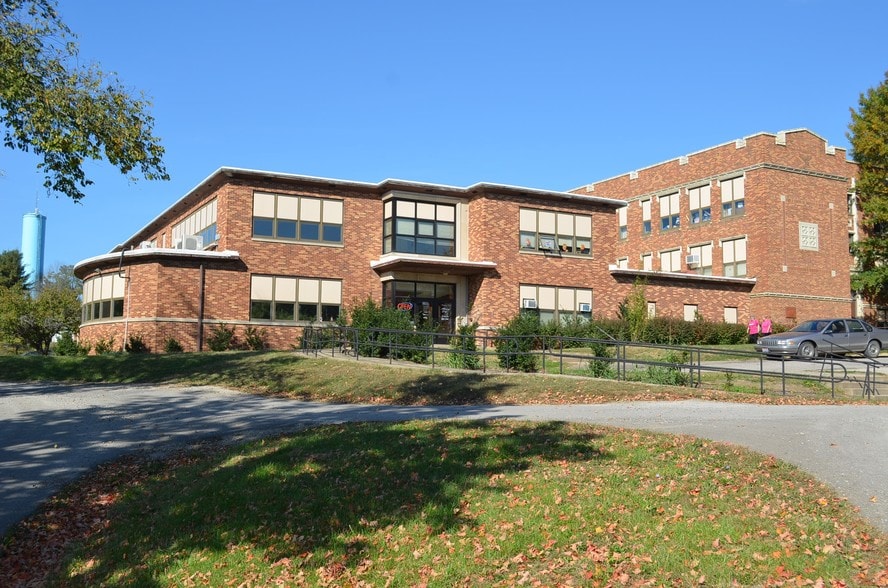 Primary Photo Of 5196 Washington Rd, Albany Office For Lease