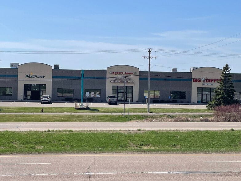 Primary Photo Of 2214-2222 Highway 10, Mounds View Storefront Retail Office For Lease