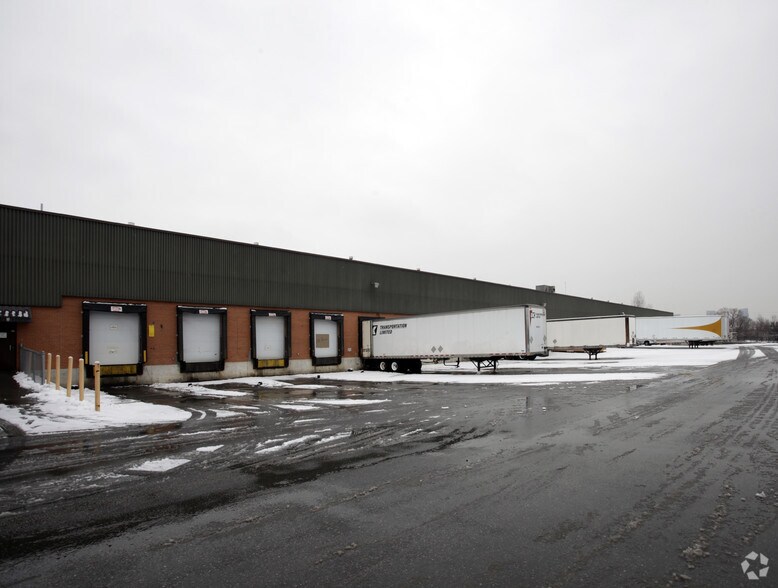 More Photos Of 105 Commander Blvd, Toronto Industrial For Sale