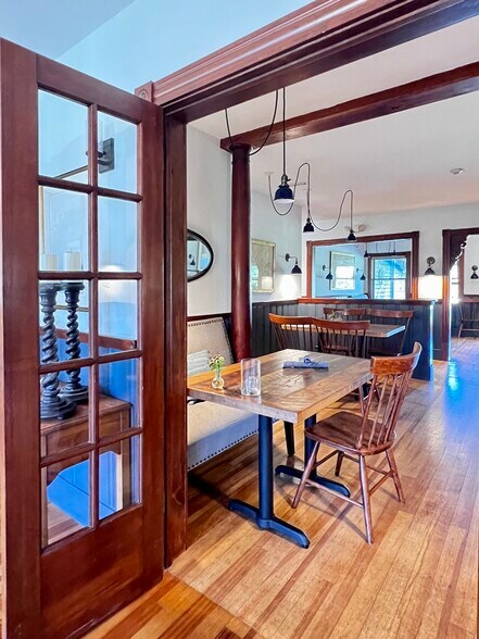 More Photos Of 3063 Bristol Rd, New Harbor Hospitality For Sale