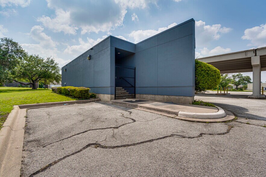 More Photos Of 1100 Milby Rd, Arlington Land For Sale