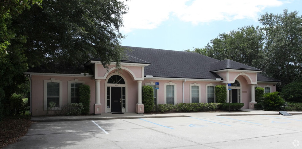 More Photos Of 13133 Professional Dr, Jacksonville Medical For Sale