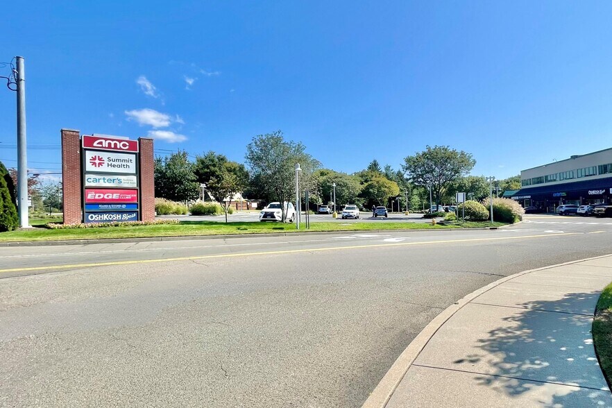 More Photos Of 542 Westport Ave, Norwalk Storefront Retail Office For Lease