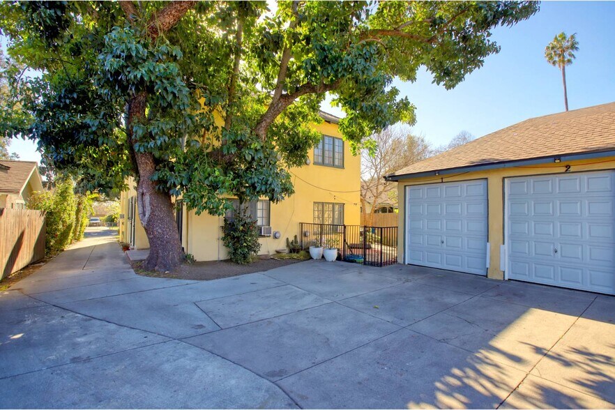 More Photos Of 739 E Villa St, Pasadena Apartments For Sale