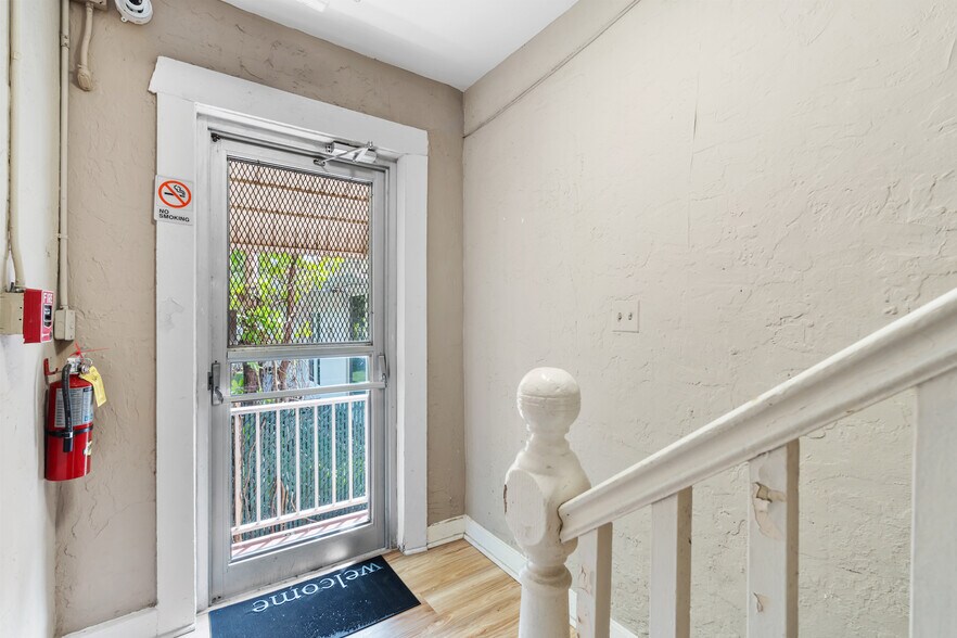 More Photos Of 3409 S Le Jeune Rd, Coral Gables Apartments For Sale