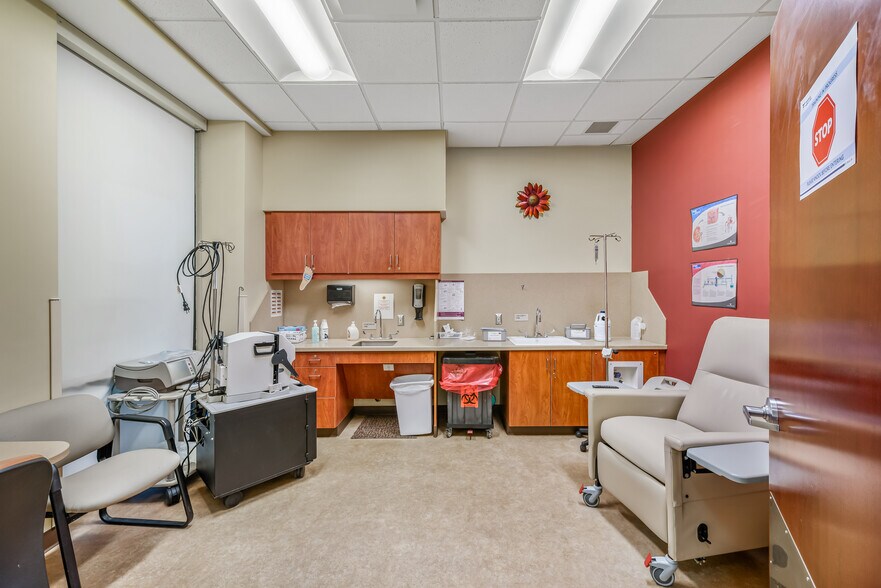 More Photos Of 2202 Jordan Rd SW, Fort Payne Medical For Sale