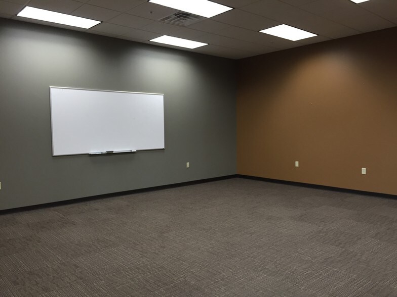 More Photos Of 3829 Forest Pky, North Tonawanda Industrial For Lease
