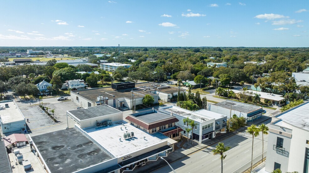 More Photos Of 1507 20th St, Vero Beach Medical For Sale