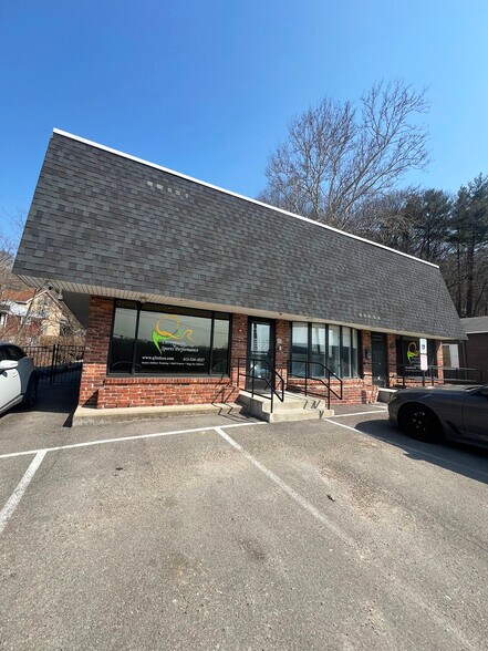 Primary Photo Of 1 Ohio River Blvd, Sewickley Freestanding For Lease