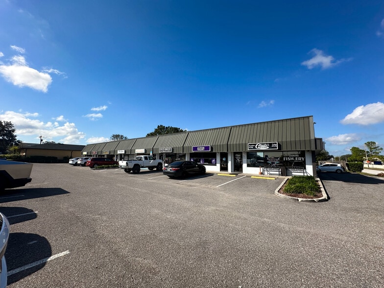 More Photos Of 2614 Lakeland Hills Blvd, Lakeland Unknown For Lease