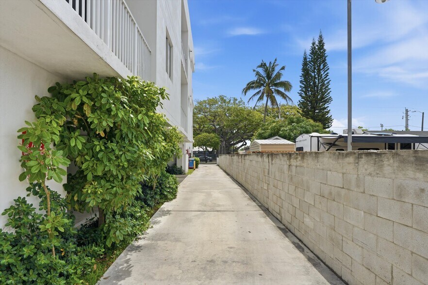 More Photos Of 1860 NW 24th Ave, Miami Apartments For Sale