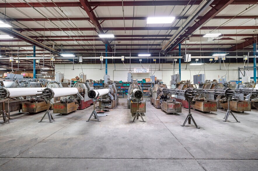 More Photos Of 151 Hanger Cir, Richmond Warehouse For Sale
