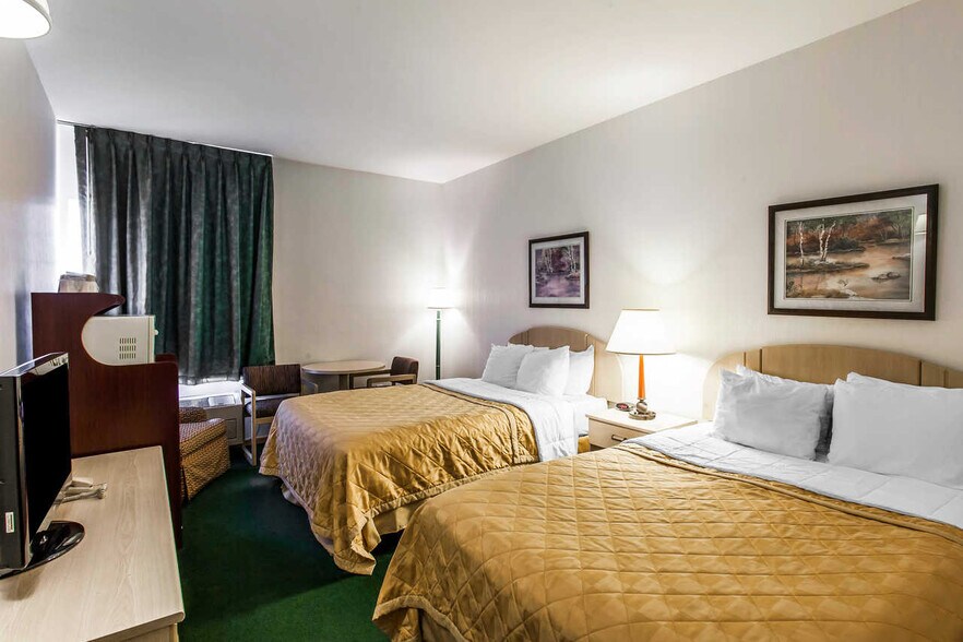 More Photos Of 3710 Meridian St, Bellingham Hospitality For Sale