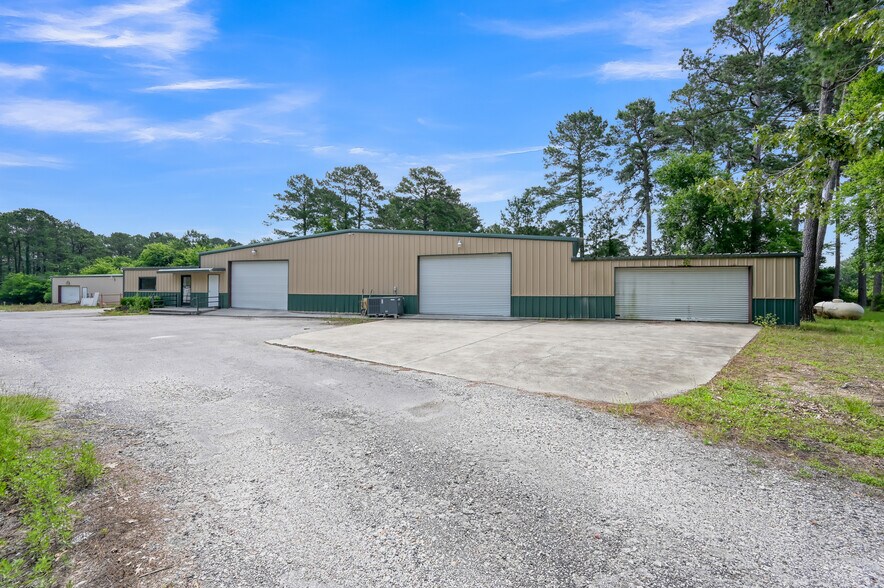 More Photos Of 2745 Interstate 45 S, New Waverly Manufacturing For Sale