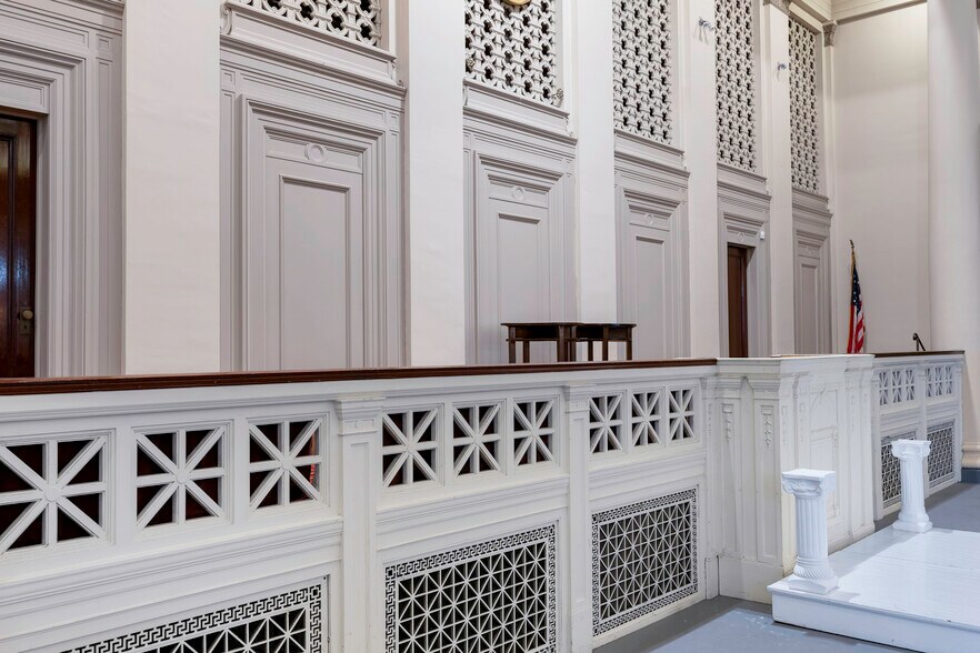 More Photos Of 220 North St, Buffalo Specialty For Sale