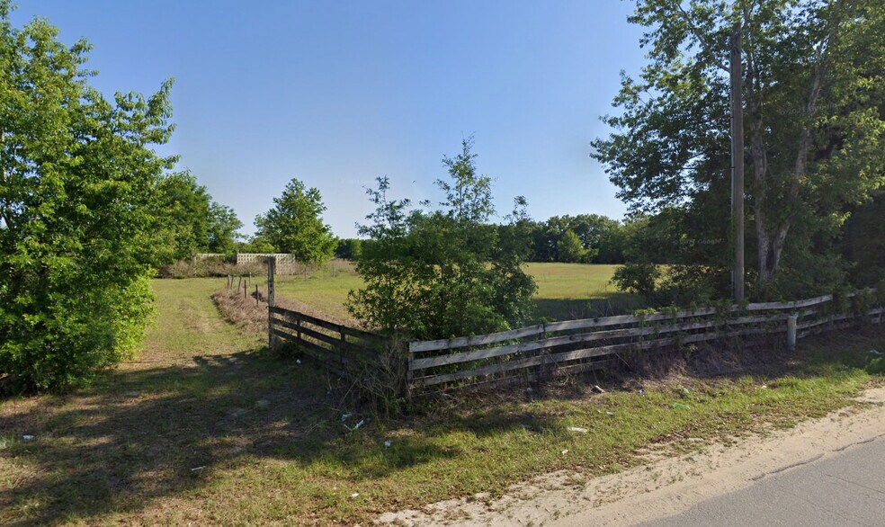 More Photos Of 4040 County Road 104, Oxford Land For Sale