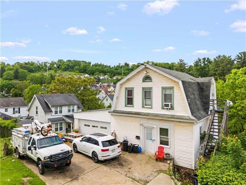 More Photos Of 600 E Maiden St, Washington Office Residential For Sale