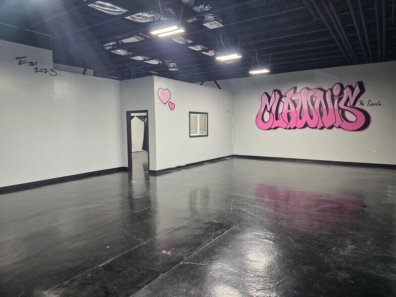 More Photos Of 18120-18182 Pioneer Blvd, Artesia Unknown For Lease