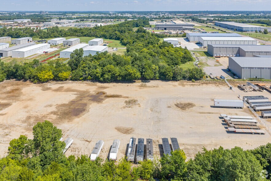 More Photos Of 2521 Council Rd, Oklahoma City Land For Lease