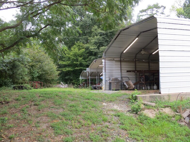 More Photos Of 3668 Calhoun Memorial Hwy, Greenville Warehouse For Sale