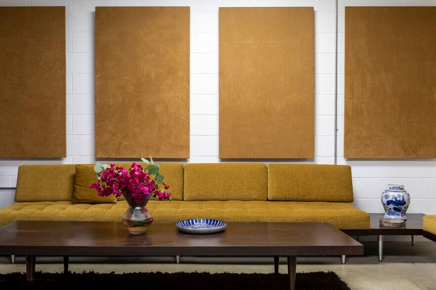 More Photos Of 5908 Barton Ave, Los Angeles Loft Creative Space For Lease