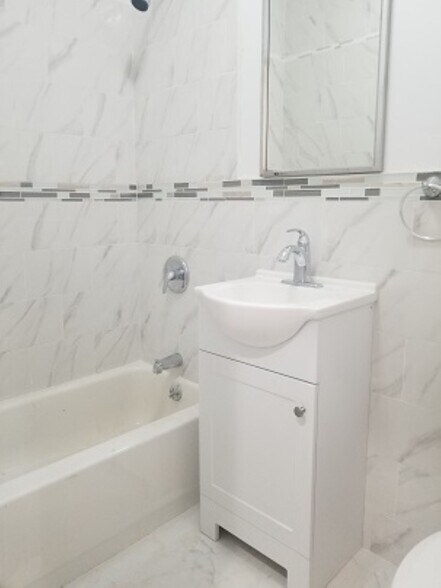 More Photos Of 579 West Side Ave, Jersey City Storefront Retail Residential For Sale