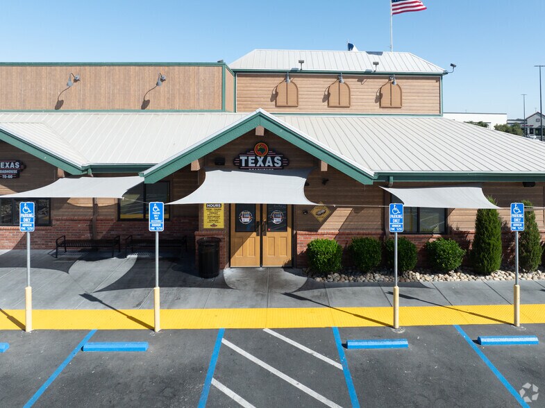 More Photos Of 1645 Countryside Dr, Turlock Unknown For Lease