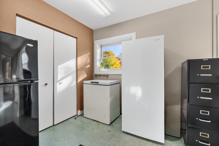 More Photos Of 12800 Cherry Ave, Rapid City Hotel For Sale