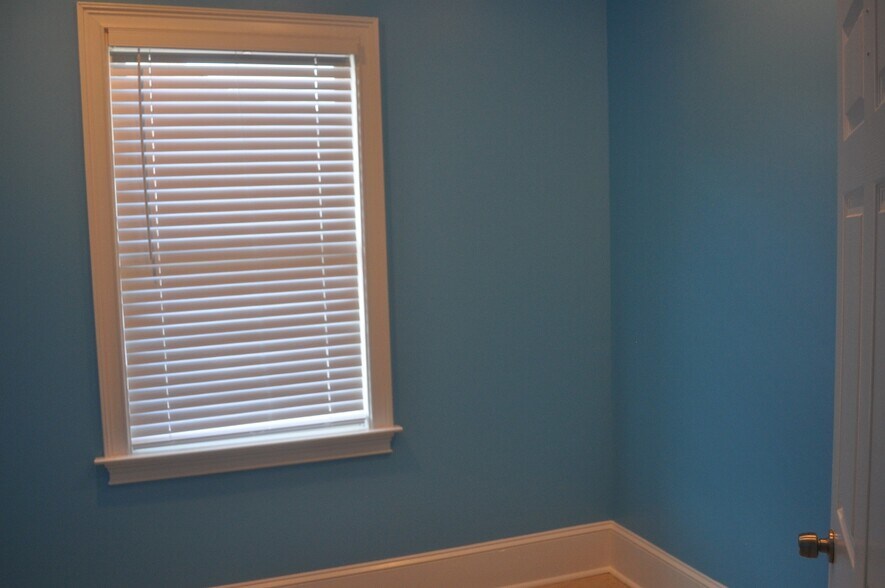 More Photos Of 4330 S Lee St, Buford Medical For Lease